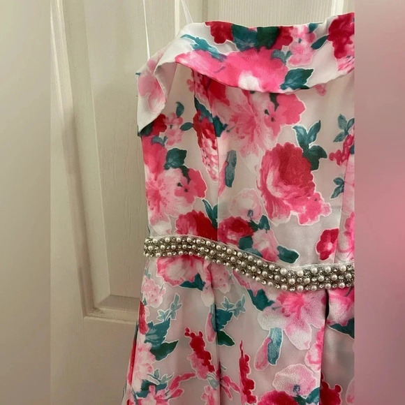 Windsor Floral Ballgown Size 2 women Strapless Prom Dress - Picture 3 of 14